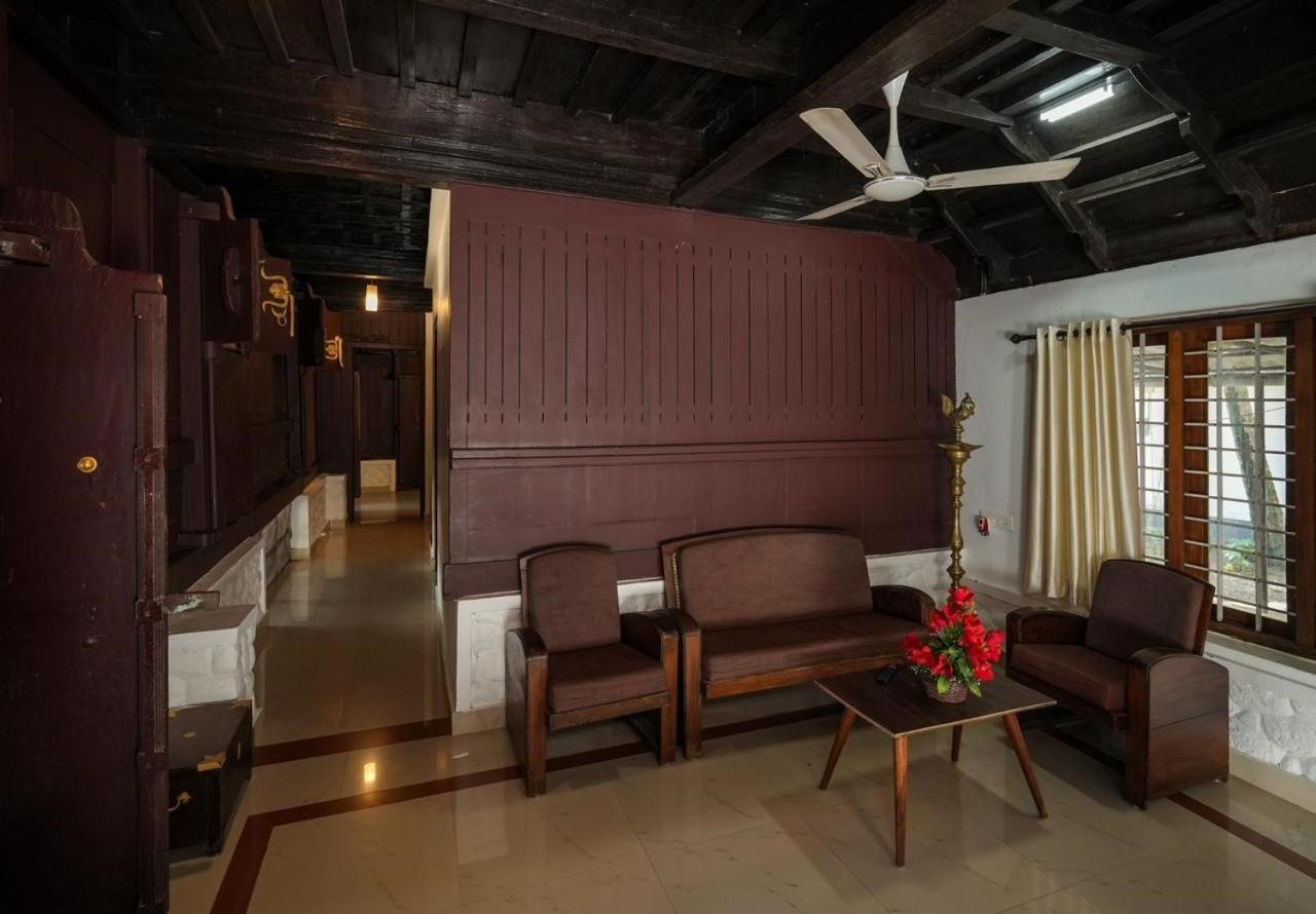 Cocozone Stays Alappuzha ภายนอก รูปภาพ